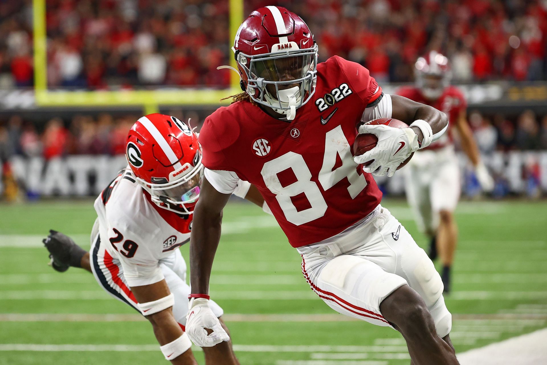 Former Alabama WR Agiye Hall in action at the 2022 CFP national championship game (Source: Getty)